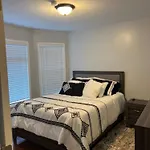 Seminole Cove 8 Minutes To Downtown Detroit